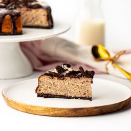 Cookies & Cream Cheesecake